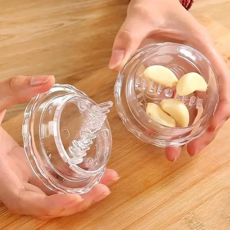 New Kitchen Multifunctional Garlic Crusher